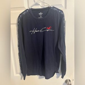 (New)🔵 Hollister shirt